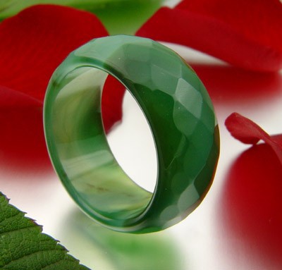Achatring, Ring aus echtem Achat, Fingerring grün facettiert